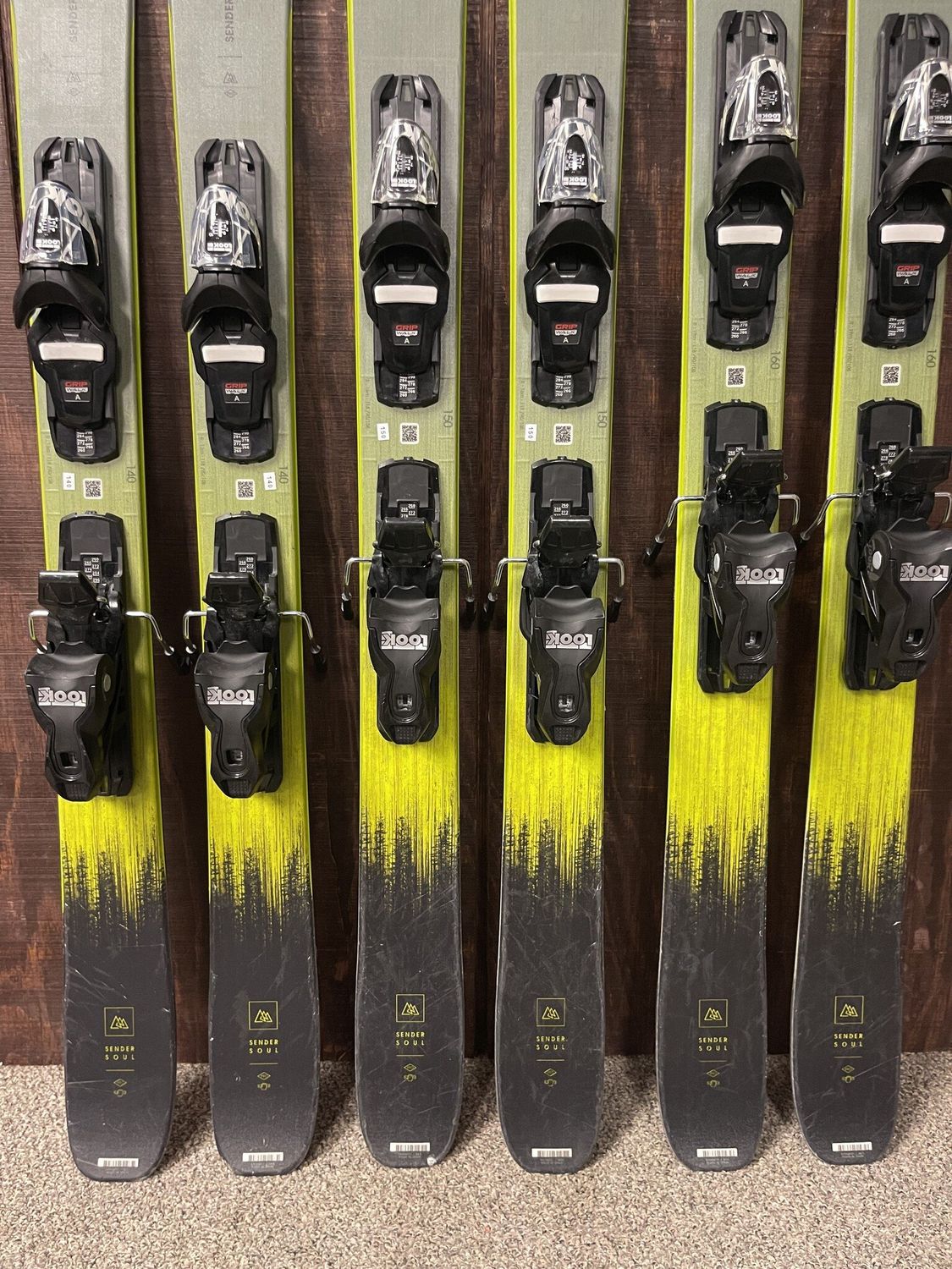 2025 Rossignol Sender Soul Pro Skis w/ Bindings - USED