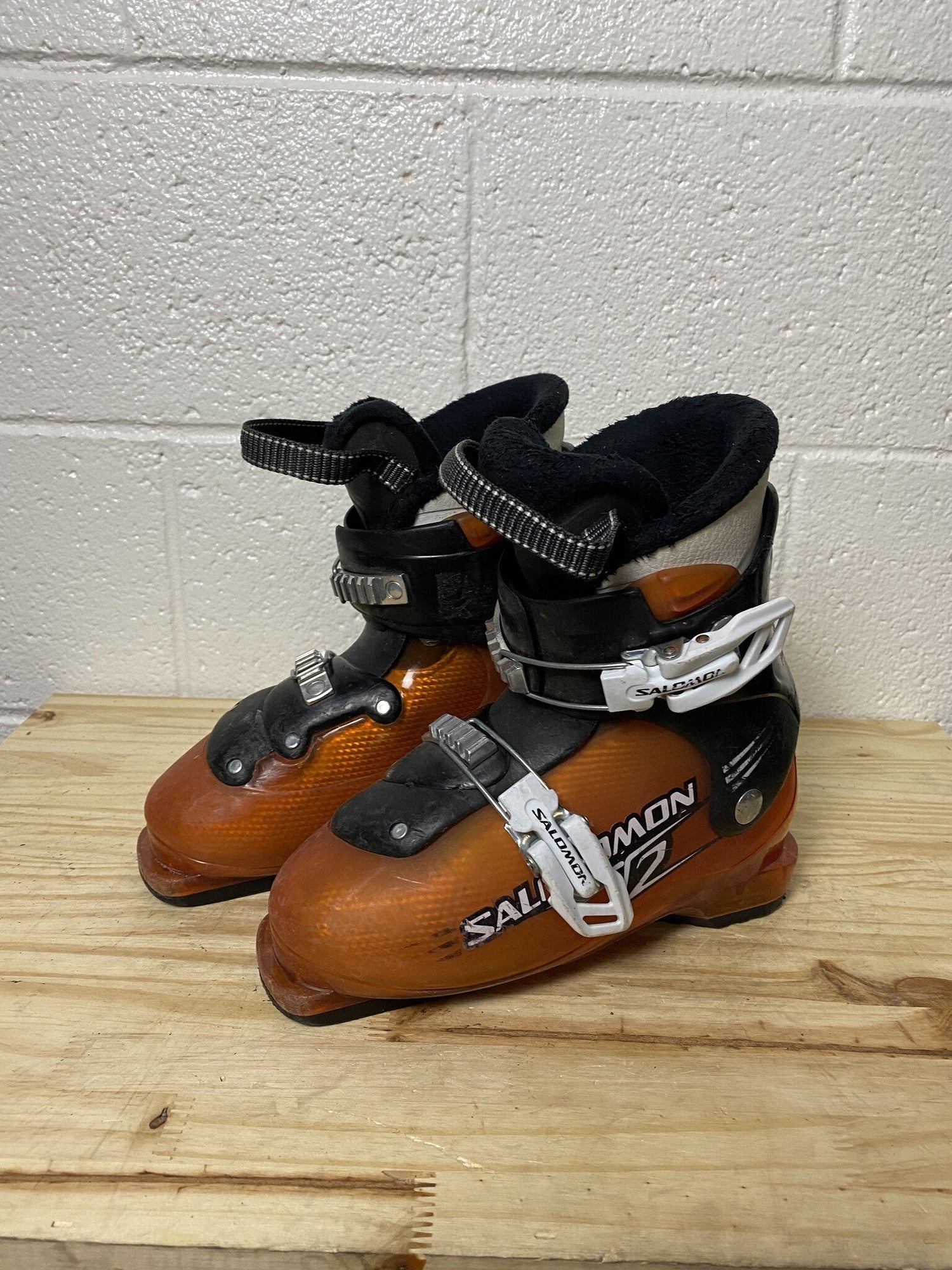 Salomon T2 Kids Ski Boots