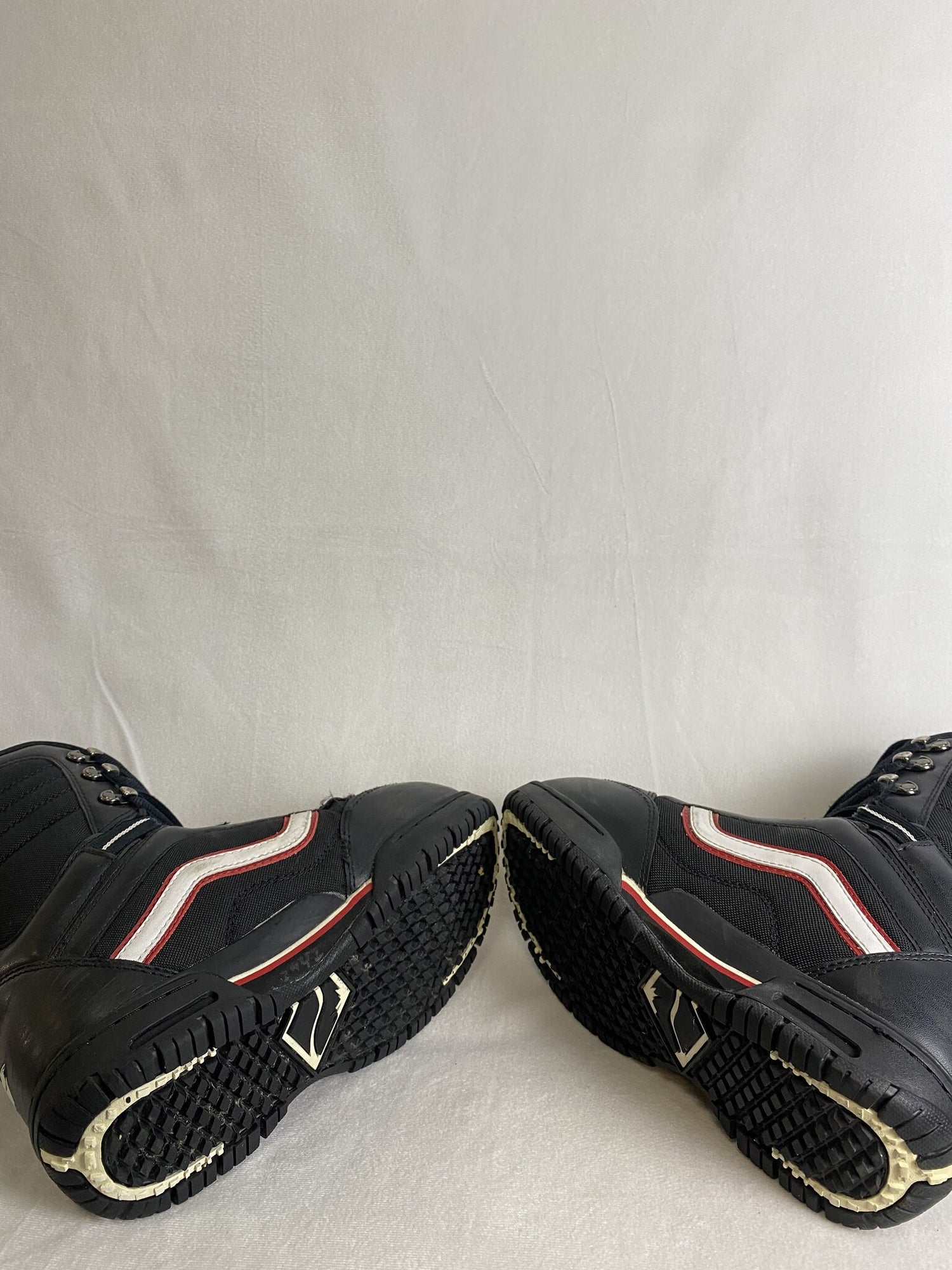 Vans Mantra Snowboard Boots (Size 1 KIDS)