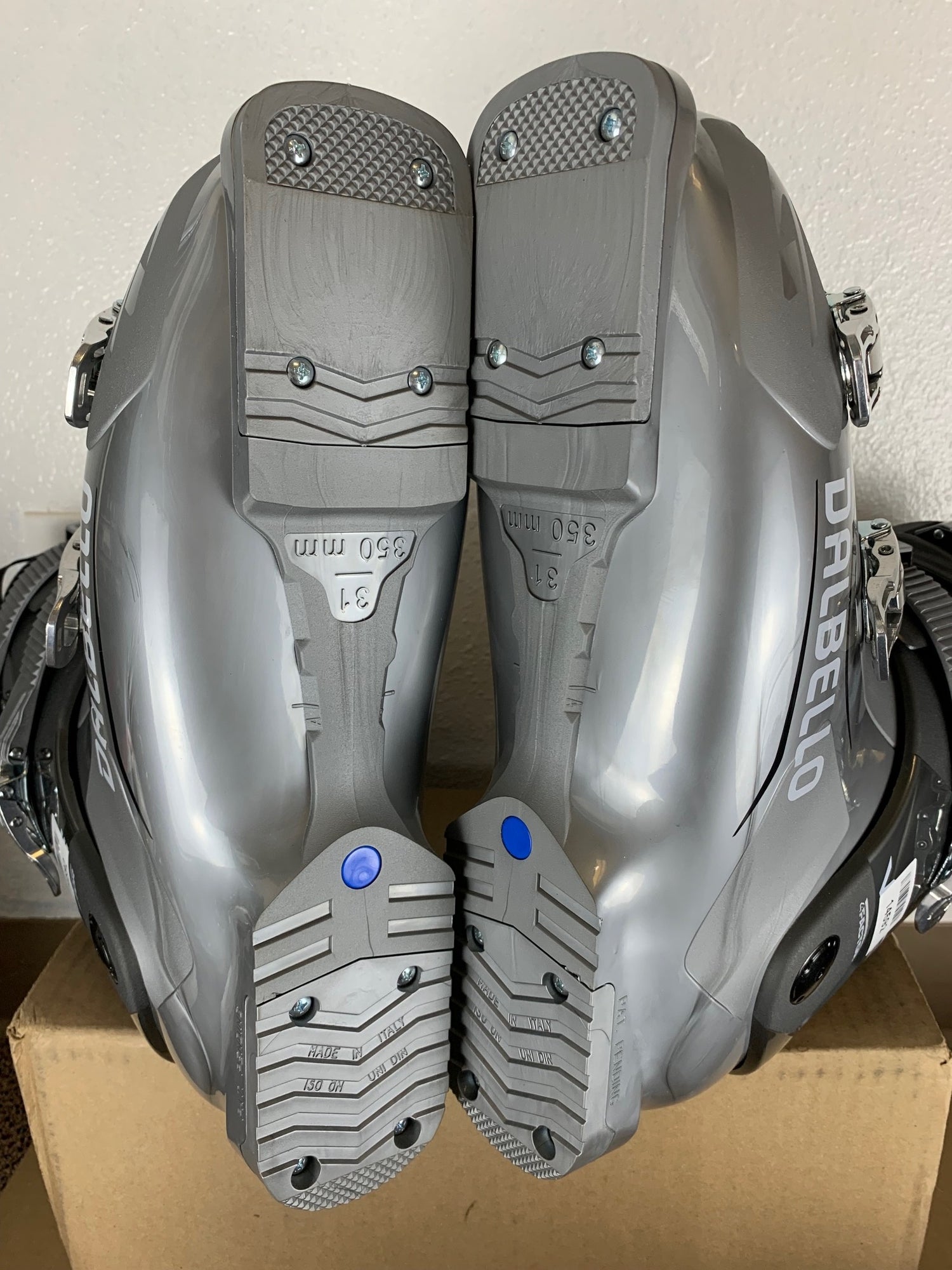New Dalbello Vantage 4Factor Ski Boots