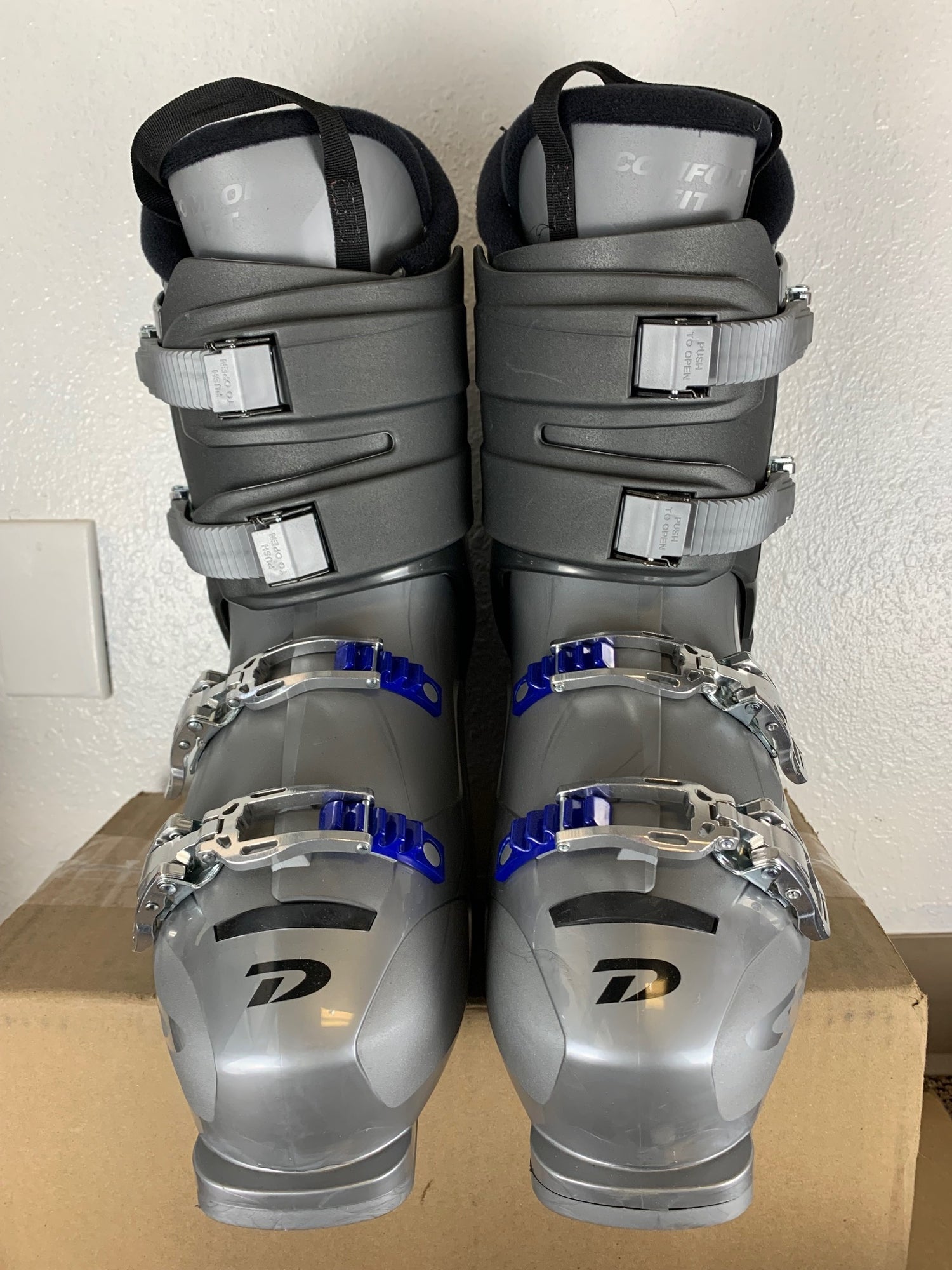 New Dalbello Vantage 4Factor Ski Boots