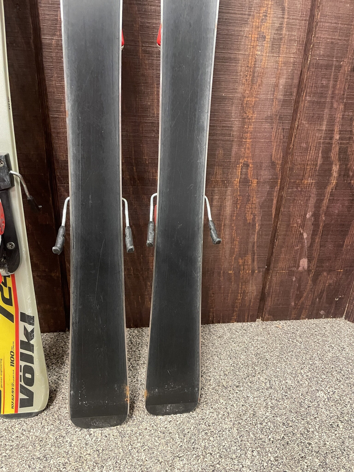 Volkl 724 Pro Jr Kids Skis + Salomon C305 Adjustable Bindings - Used - Image 3