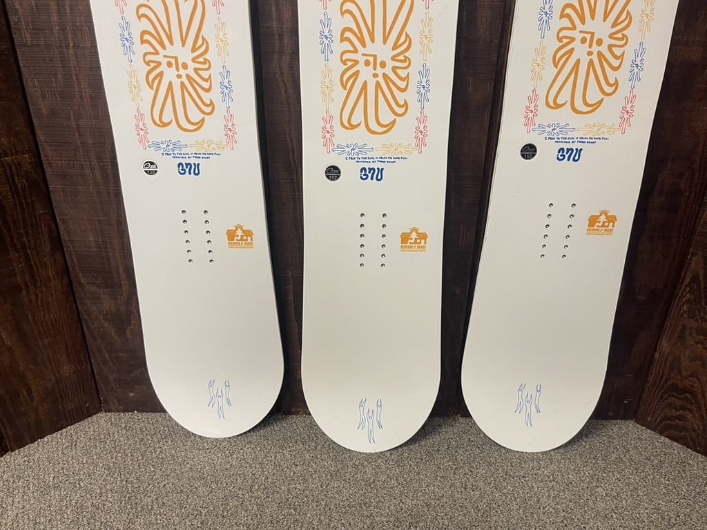 2025 GNU FB Head Space C3 Snowboard