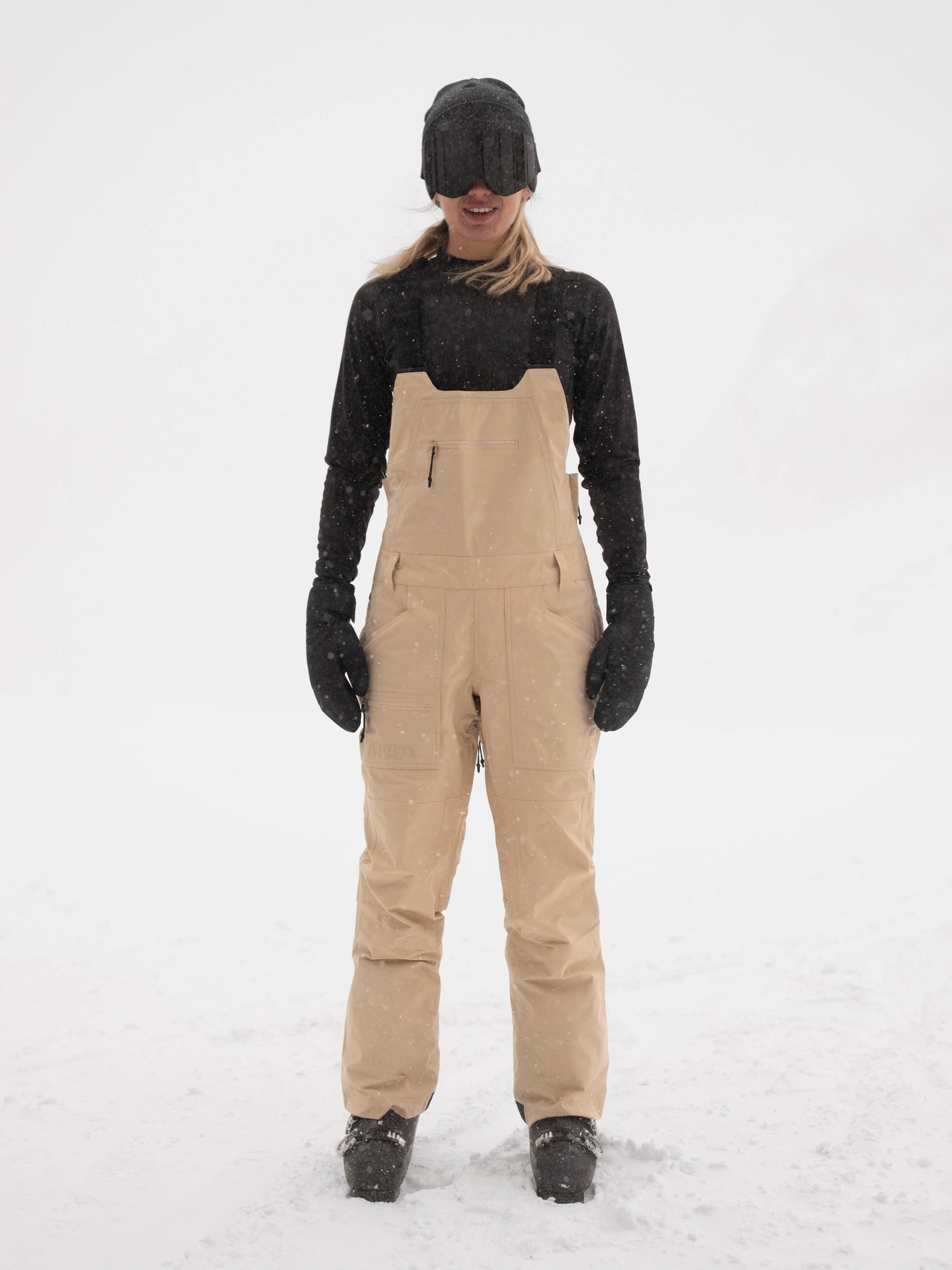 NEW Armada Women's Talyah 2L Cargo Bib