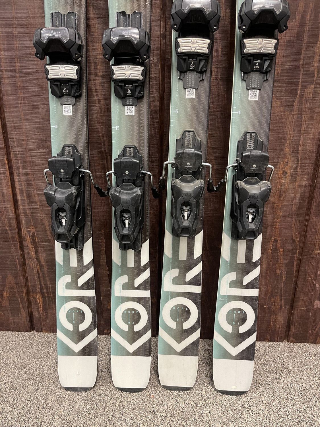 2023 Head Kore 91 W Ski + Attack 11 Bindings