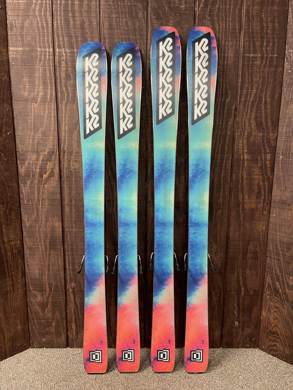 2025 K2 Mindbender 89 Ti W Skis + Squire Bindings