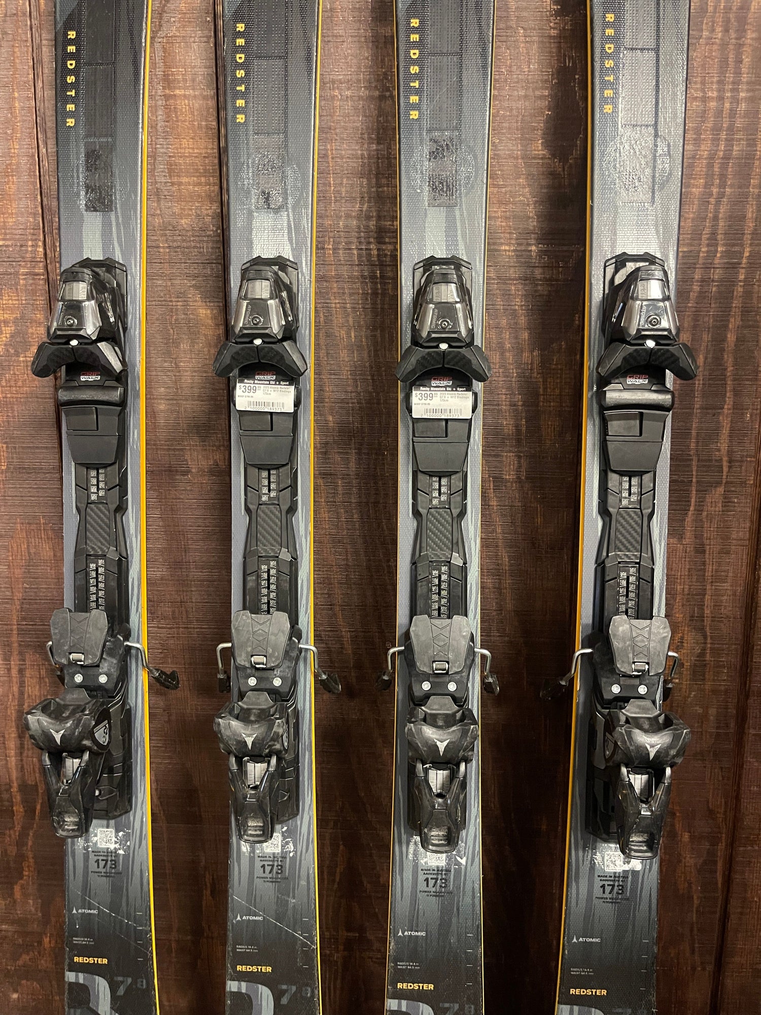 2023 Atomic Redster Q7.8 + M12 Bindings