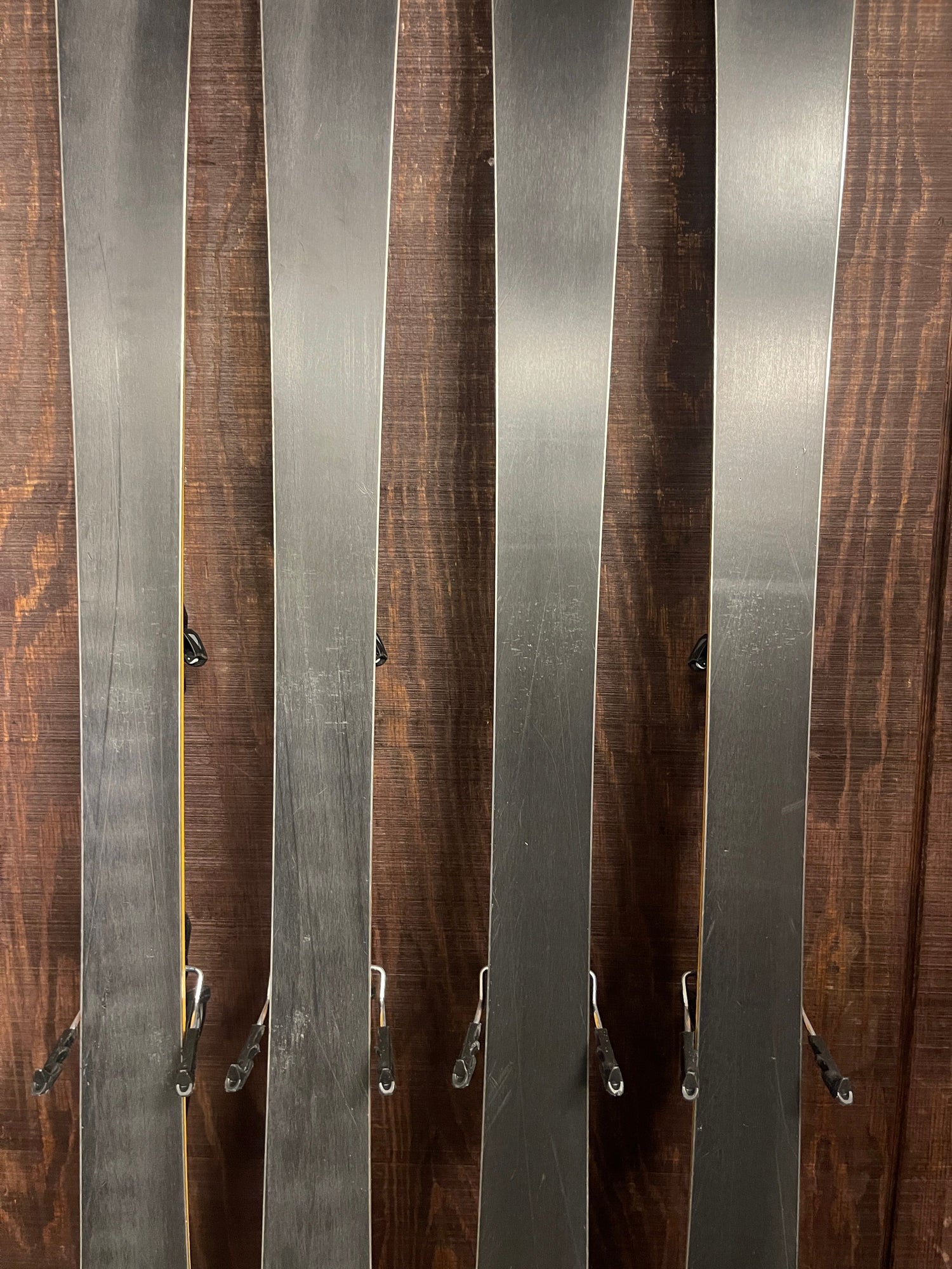 2023 Atomic Redster Q7.8 + M12 Bindings