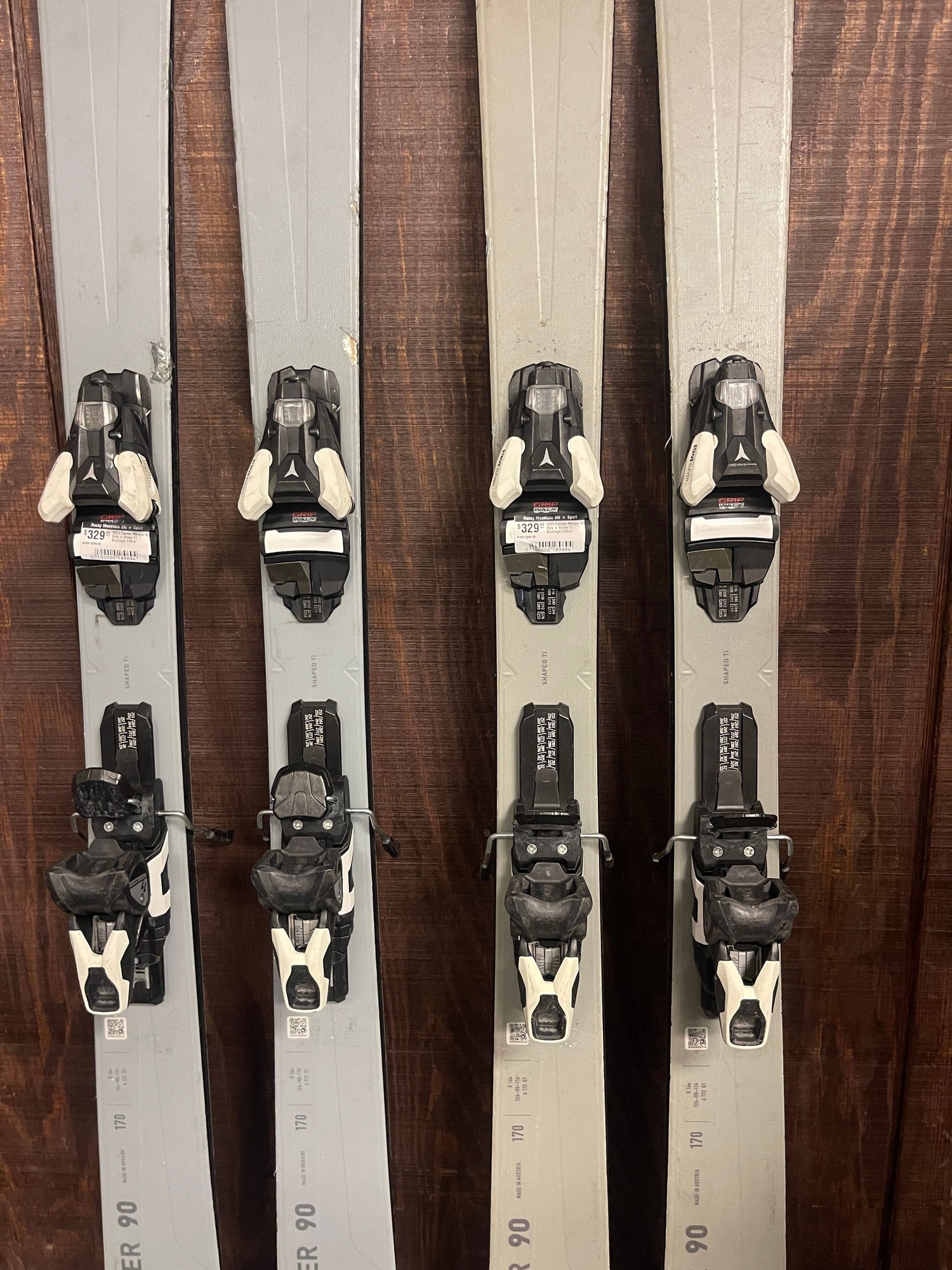 Used 2023 Fischer Ranger 90 Skis + Strive 11 Bindings