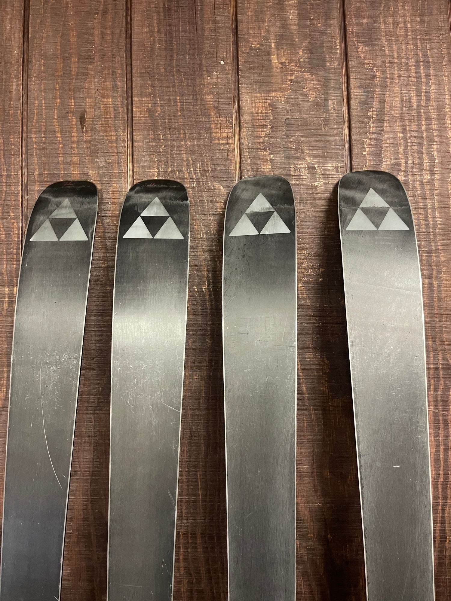 Used 2023 Fischer Ranger 90 Skis + Strive 11 Bindings