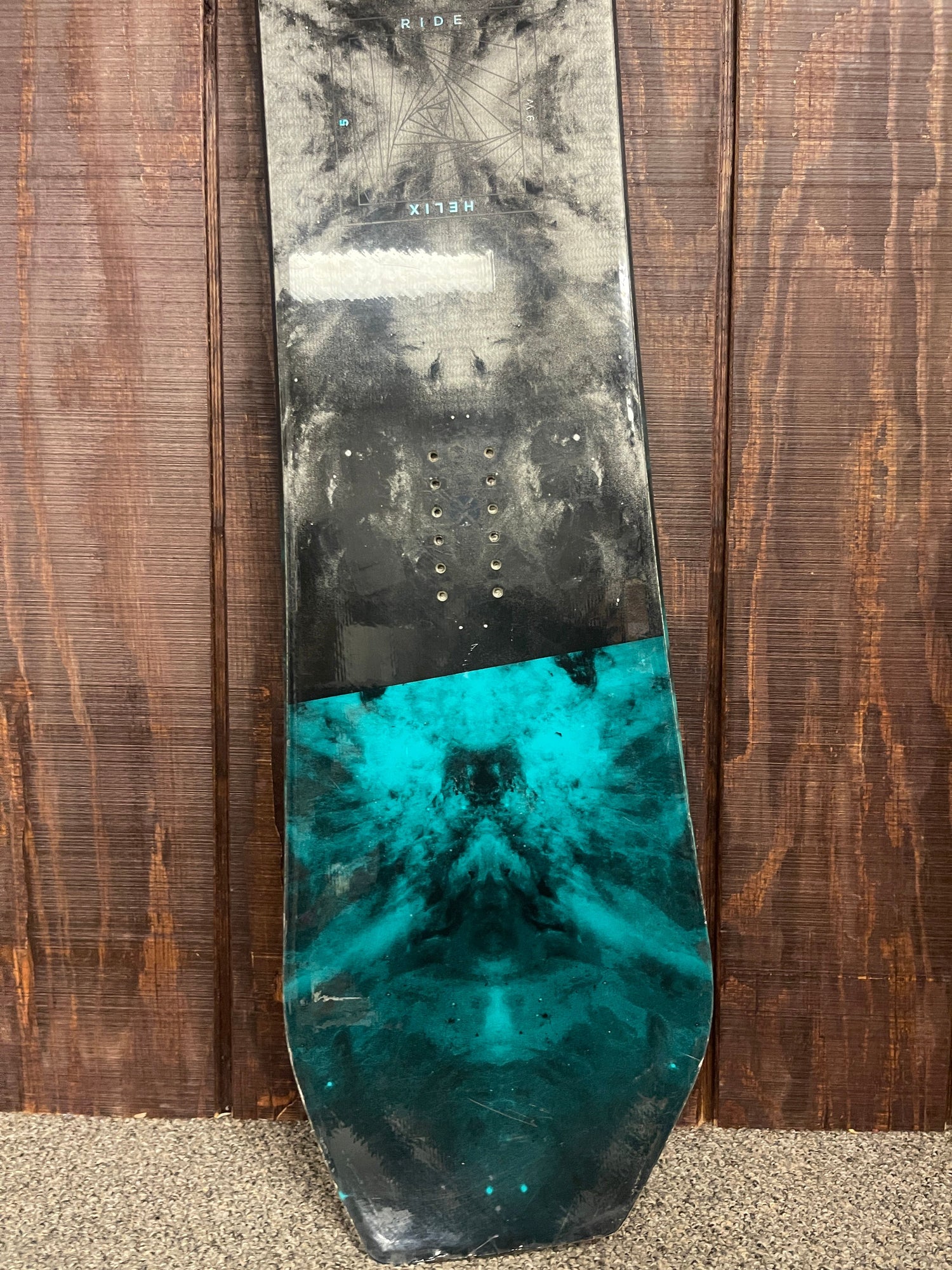 USED 2017 Ride Helix Snowboard 159cm WIDE