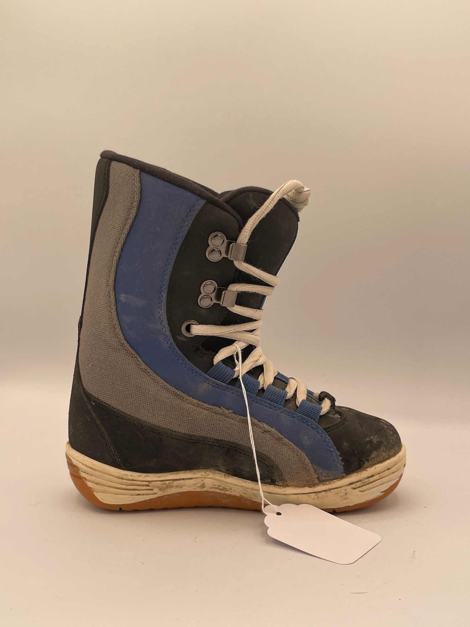 AeroGlen Jr. Snowboard Boots, Size 3