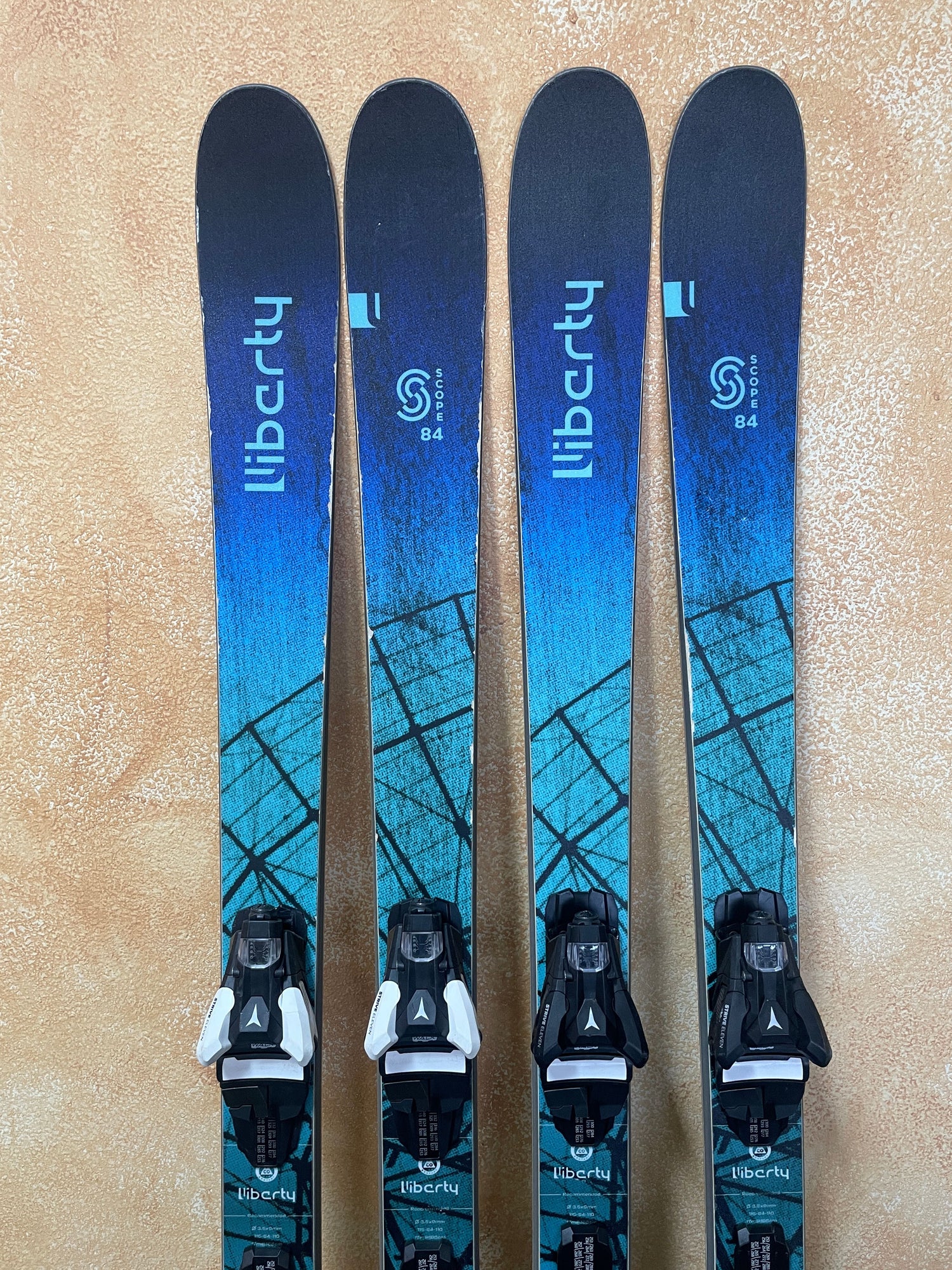 Used 2024 Liberty Scope 84 Skis + Strive 11 GW Bindings 168cm