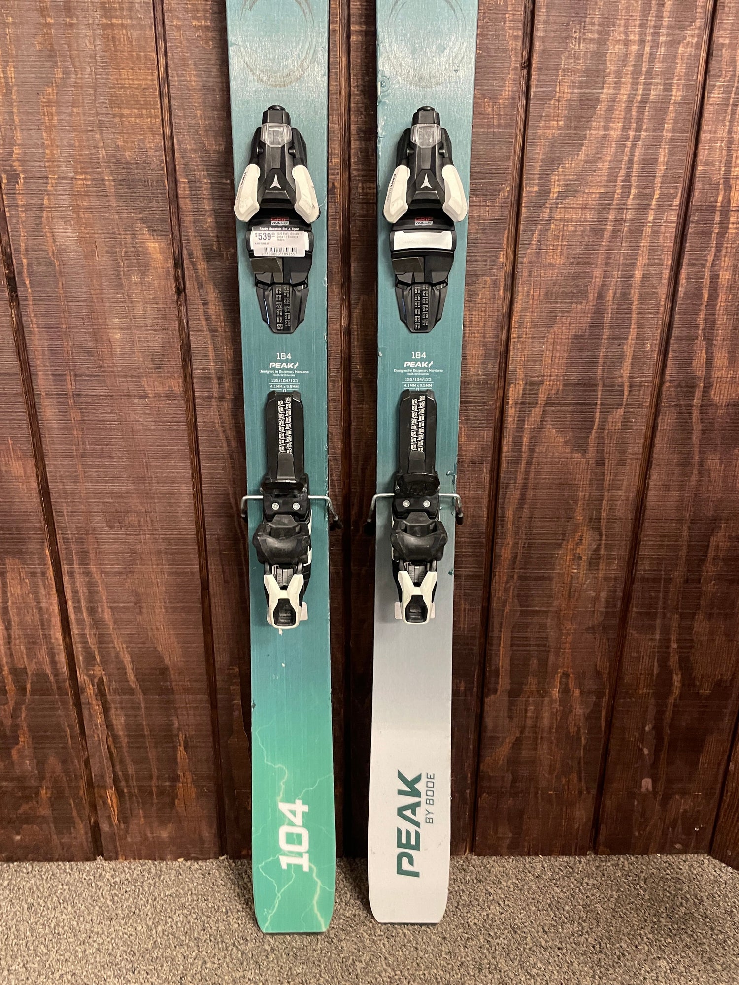 Used 2023 Peak 104 skis + Strive 11 Bindings