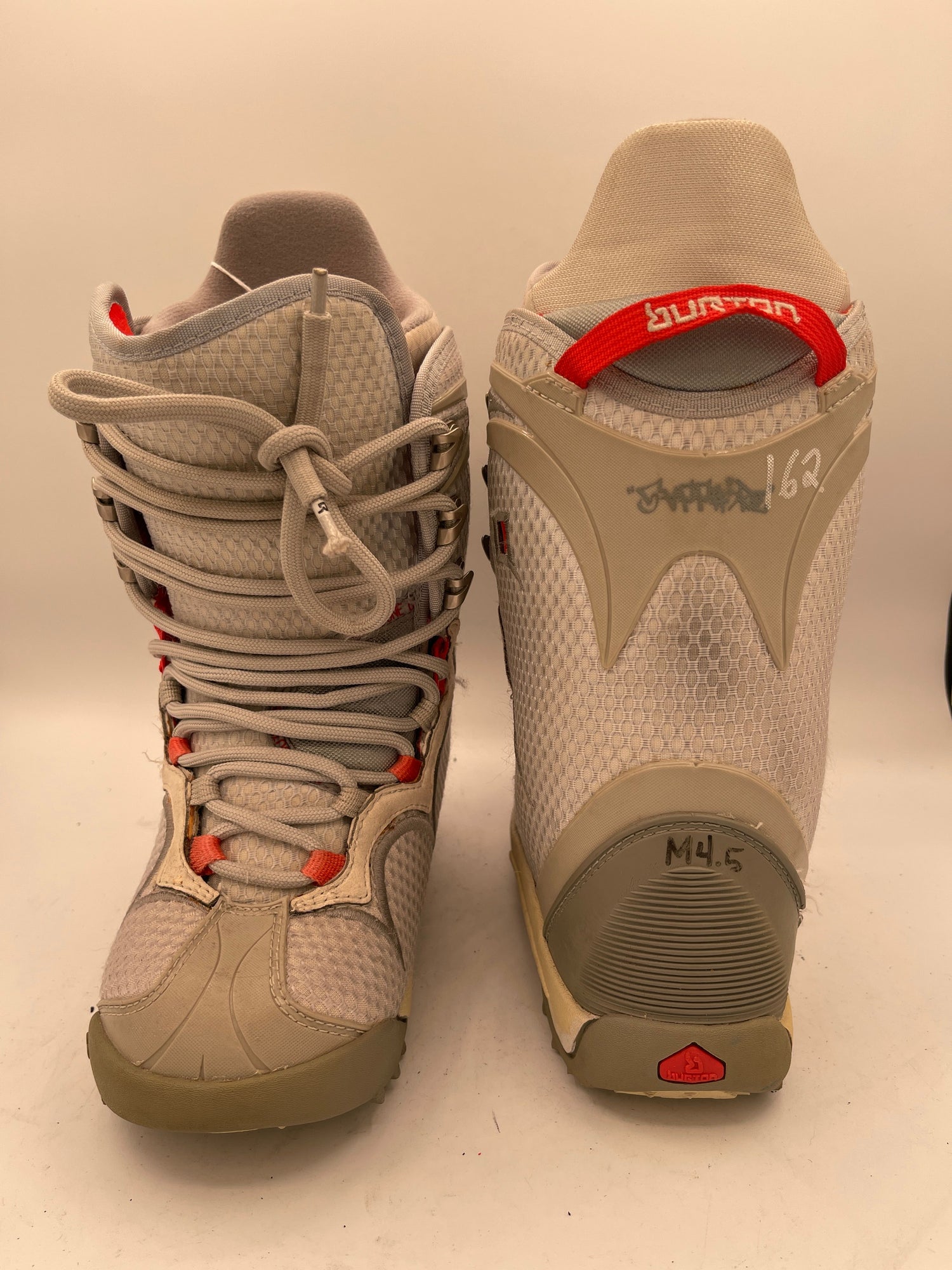 Burton Sapphire Snowboard Boots, Size 5 WMNS FINAL SALE