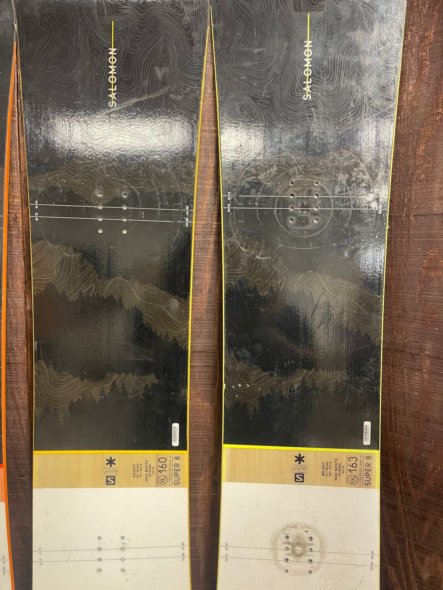 Used 2021 Salomon Super 8 Snowboard