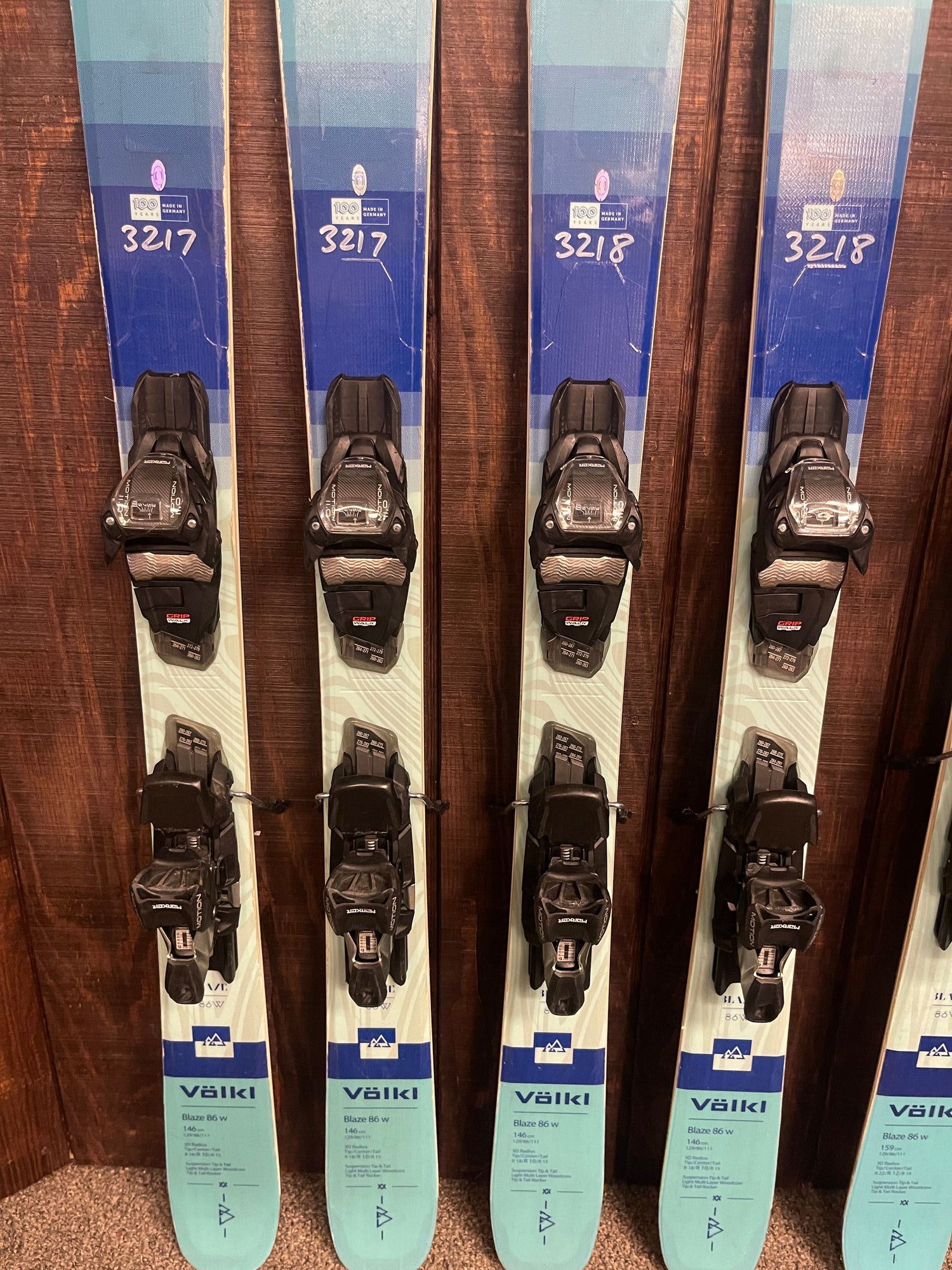 2023 Volkl Blaze 94 W Skis + Squire 11 Bindings