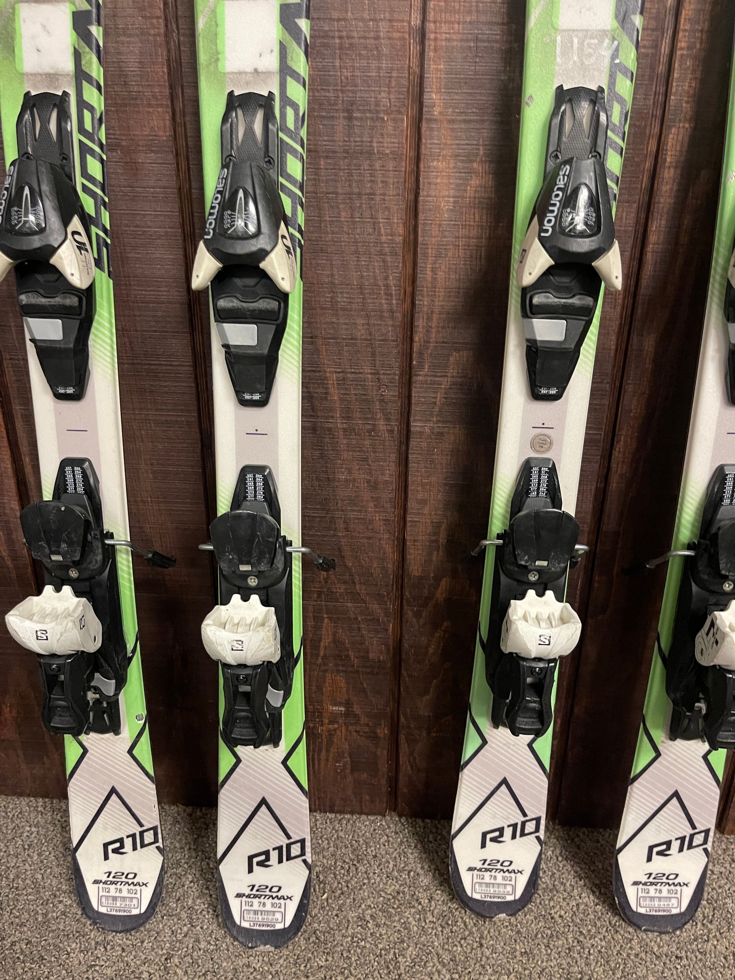 Used Salomon Short Max Skis + L10 Bindings, 120cm