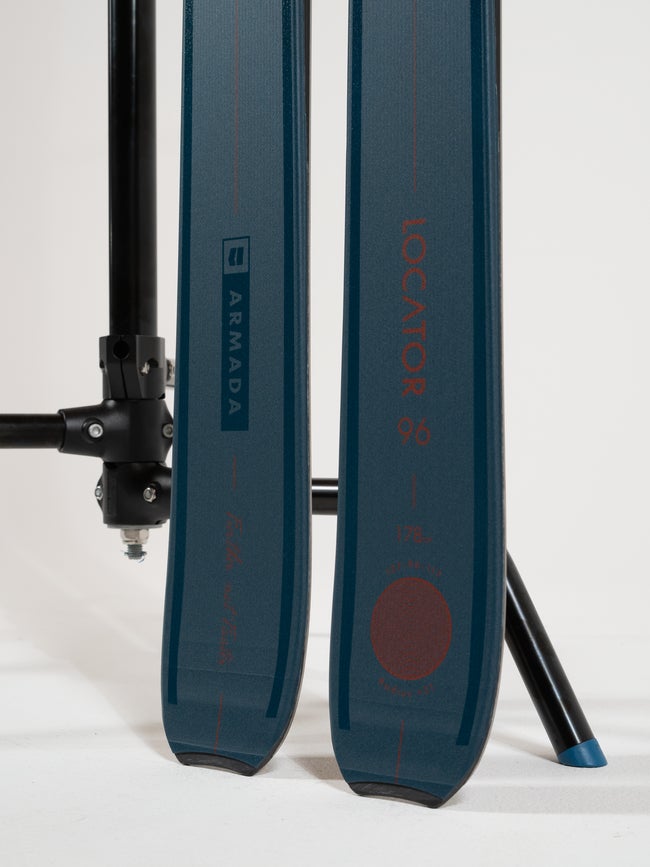 NEW 2025 Armada Locator 96 Midnight Skis