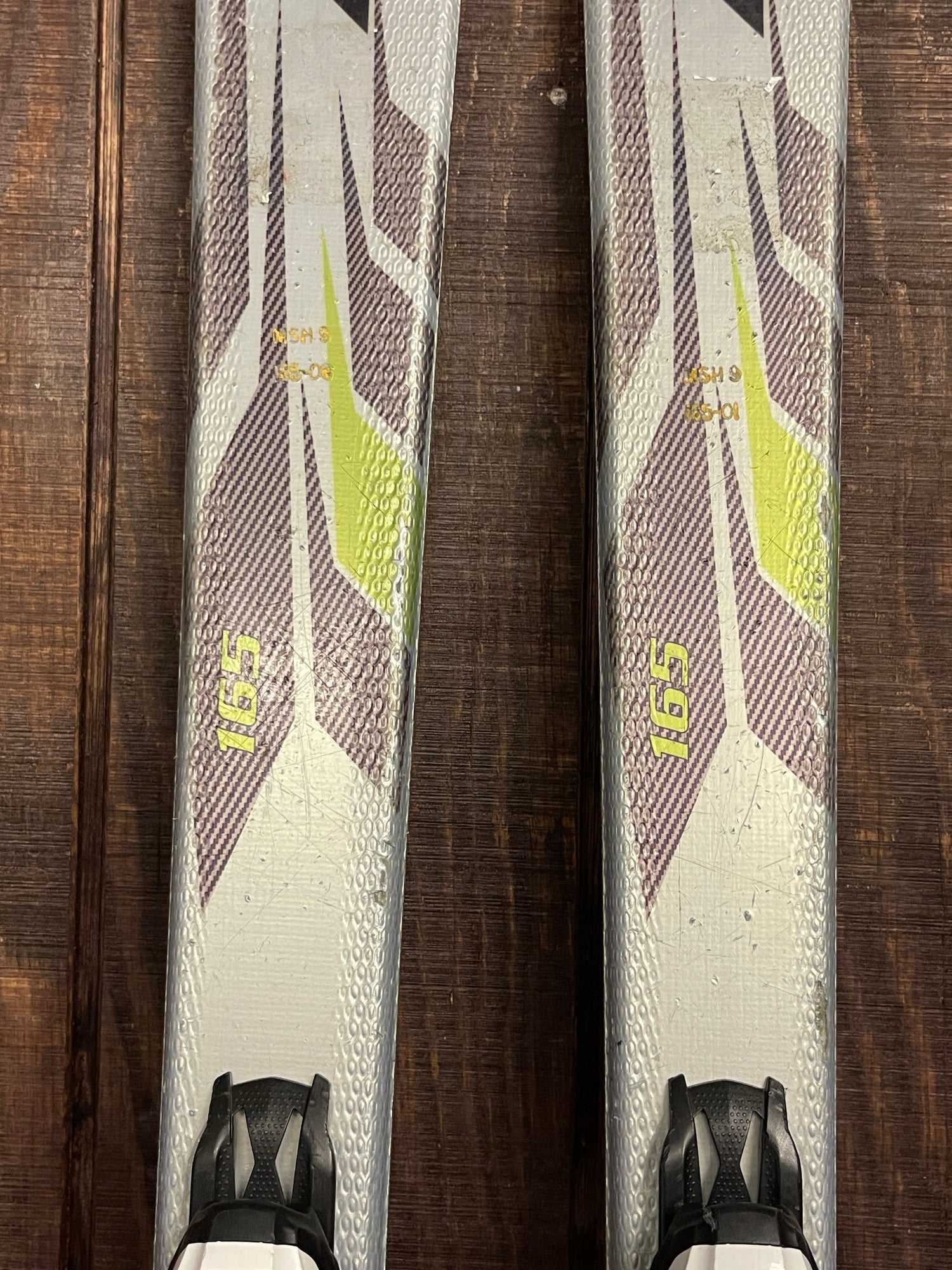 Atomic 2R Skis + Demo Bindings