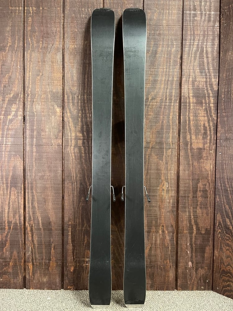 Rossignol Smash 7 Skis w/ Bindings - USED
