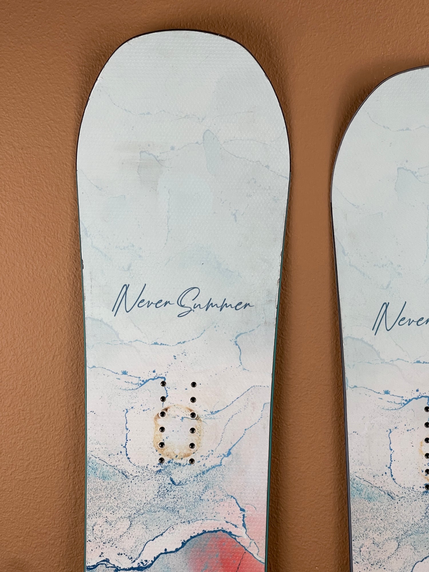 Used 2021 Never Summer Infinity Womens Snowboard