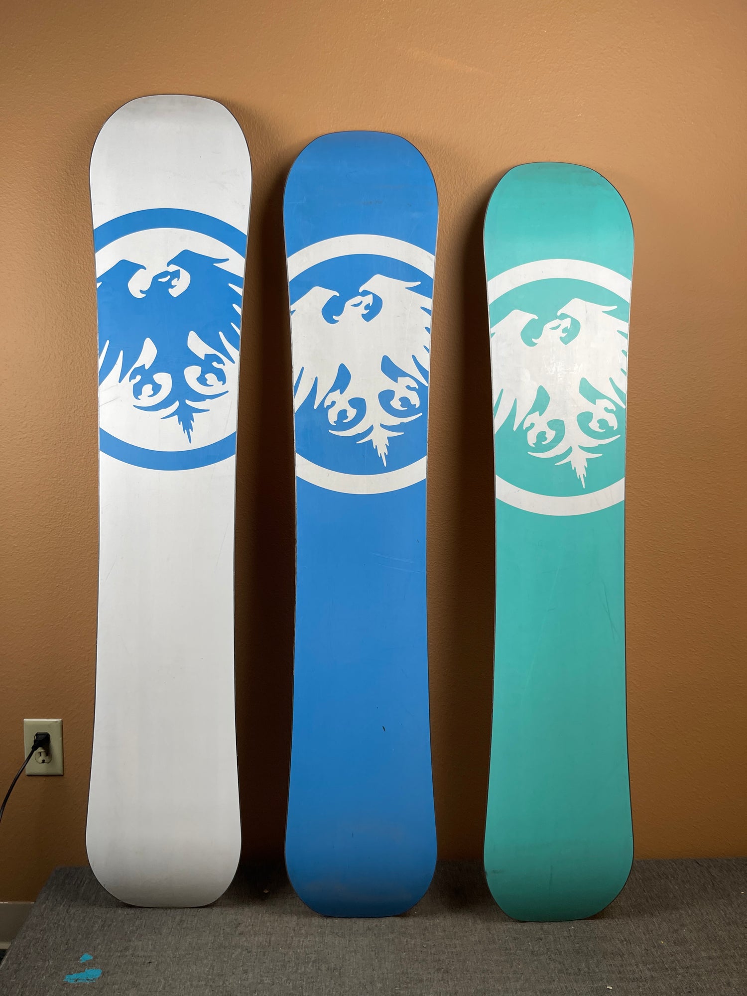 Used 2021 Never Summer Infinity Womens Snowboard