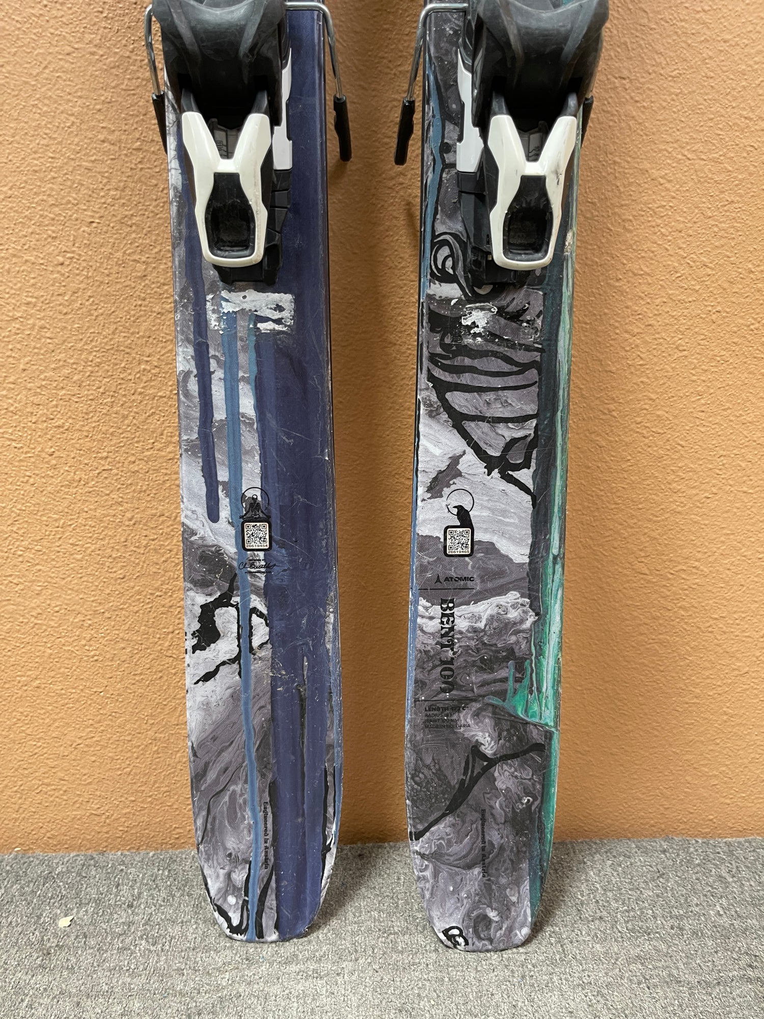 Used 2024 Atomic Bent Chetler 100 Skis + Strive Bindings