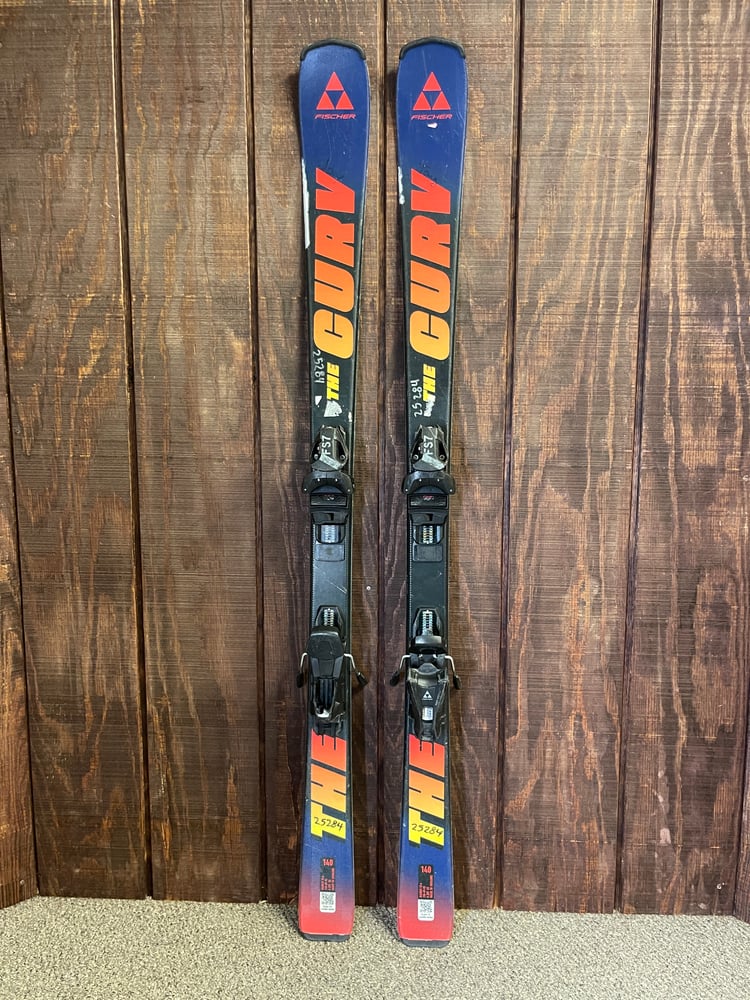 Fischer The Curv Kids Ski w/Bindings - USED