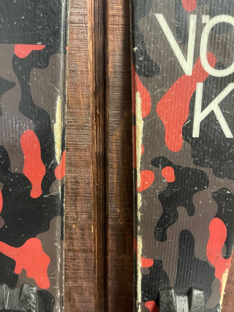 Volkl Ledge Twin Tip Kids Ski w/Bindings - USED