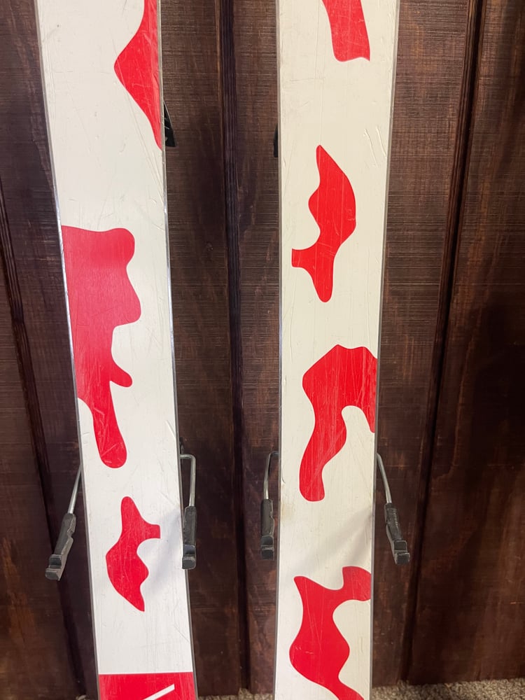Volkl Ledge Twin Tip Kids Ski w/Bindings - USED