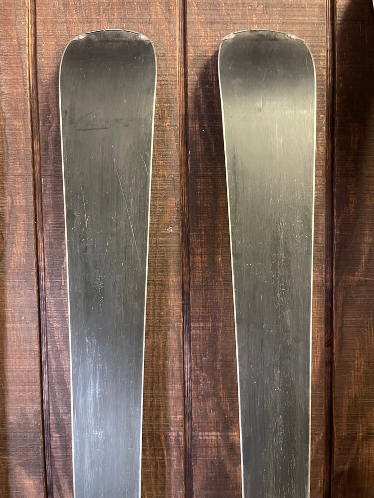 2021 Rossignol React 2 Skis w/ Bindings - USED