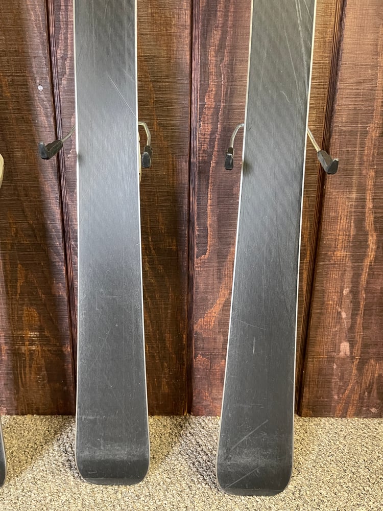 2024 Rossignol Nova 8 CA Skis w/ Bindings - Used