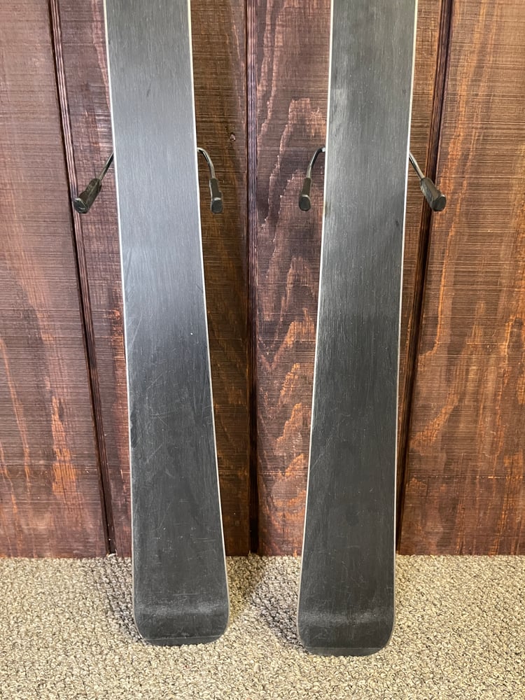 2019 Rossignol Pursuit 200 Carbon Skis w/ Bindings - USED