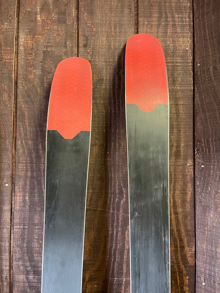 Rossignol Sky 7 HD Skis w/ Bindings - USED