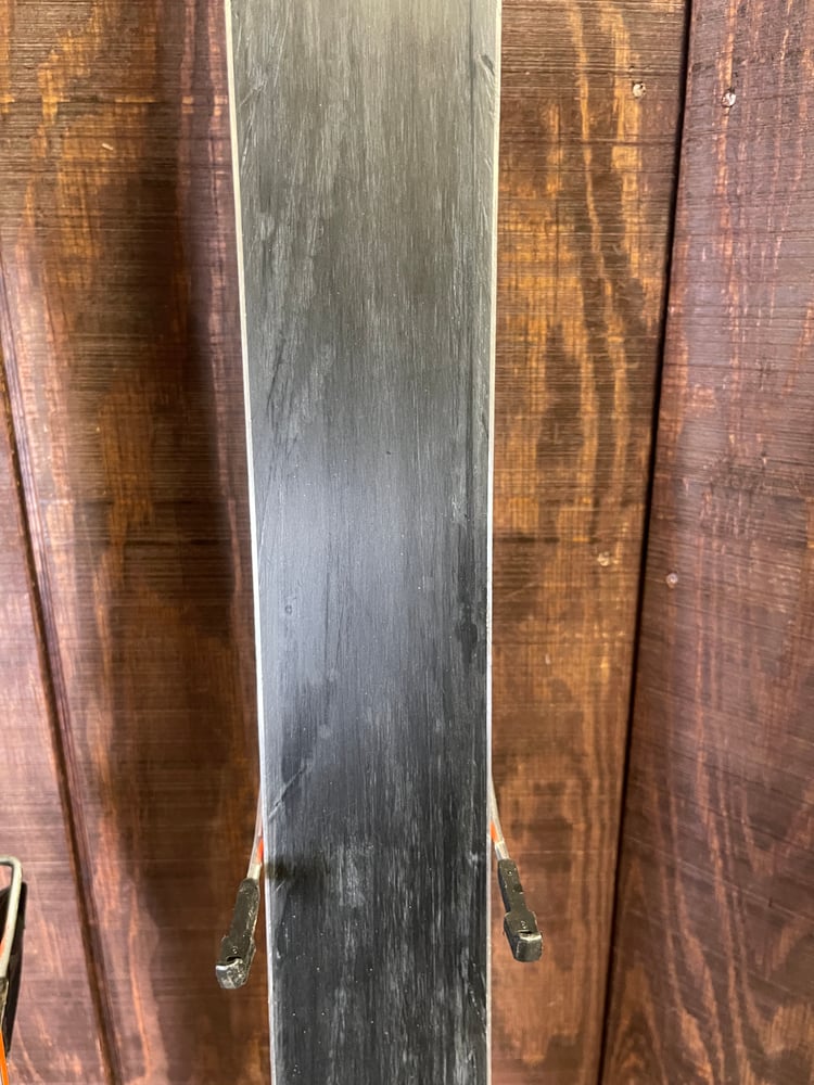 Rossignol Sky 7 HD Skis w/ Bindings - USED