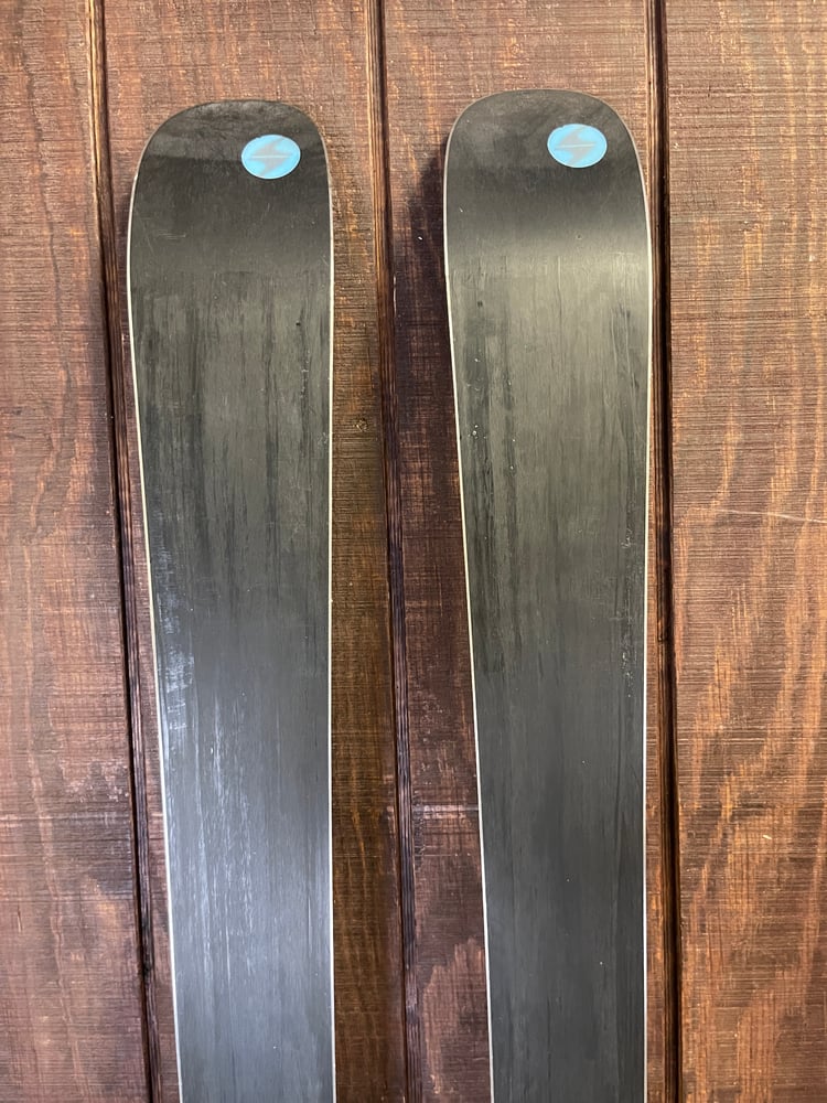 Blizzard Black Pearl 98 Skis w/ Bindings - USED