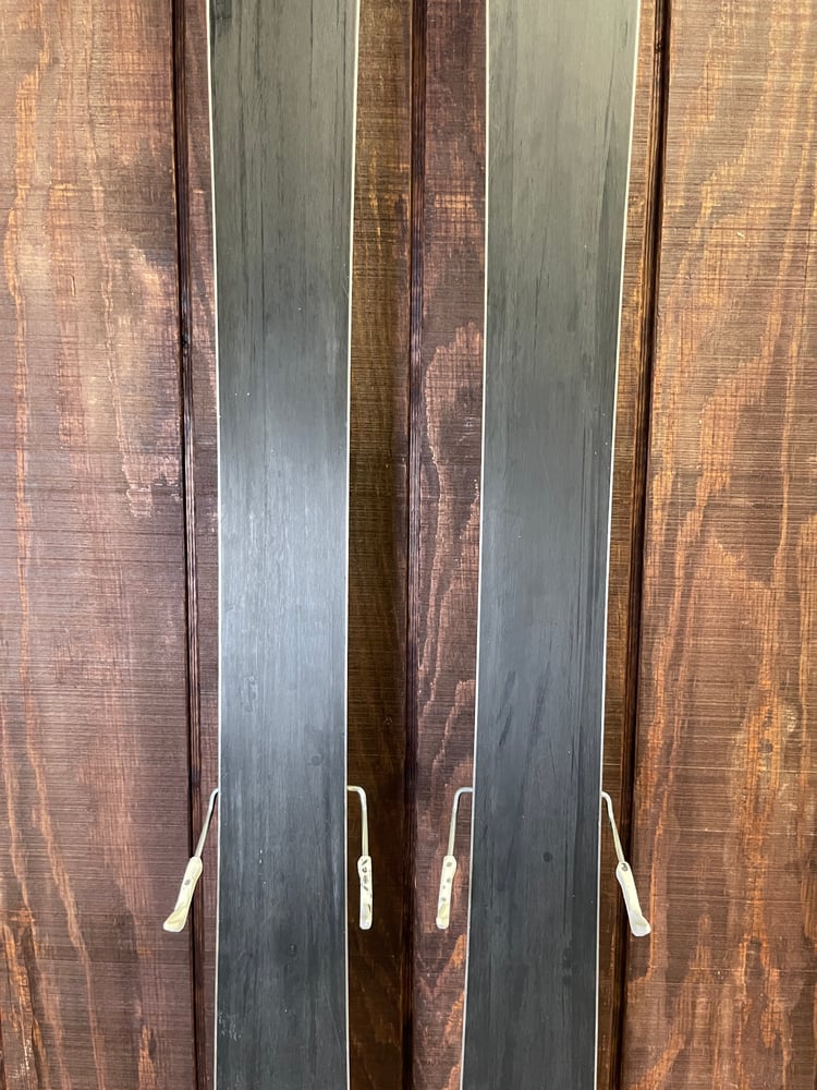 Blizzard Black Pearl 98 Skis w/ Bindings - USED