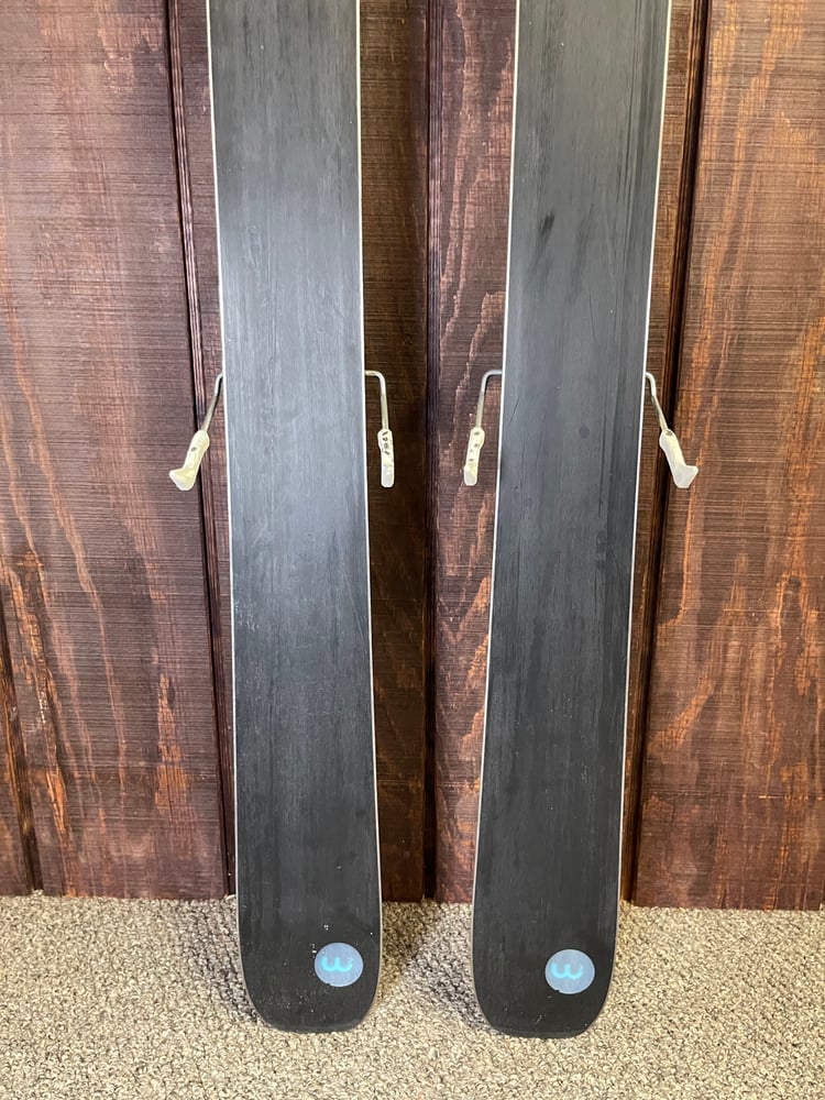 Blizzard Black Pearl 98 Skis w/ Bindings - USED