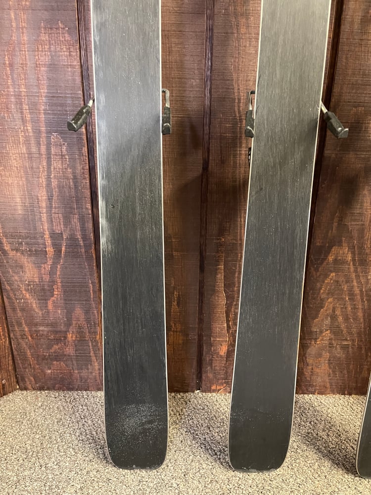 Blizzard Brahma 88 Skis w/ Bindings - Used - Image 23