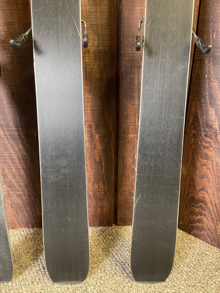 Atomic Maven 86 Skis w/ Bindings - Used - Image 22