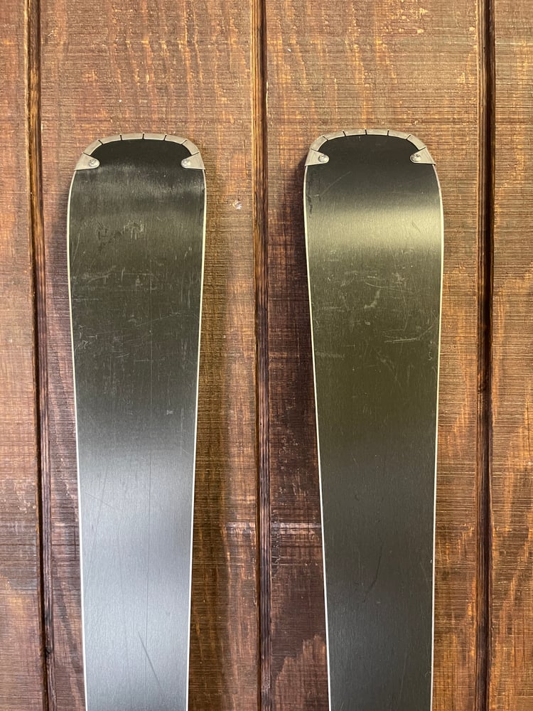 Atomic Cloud Q8 Skis w/ Bindings - Used - Image 7