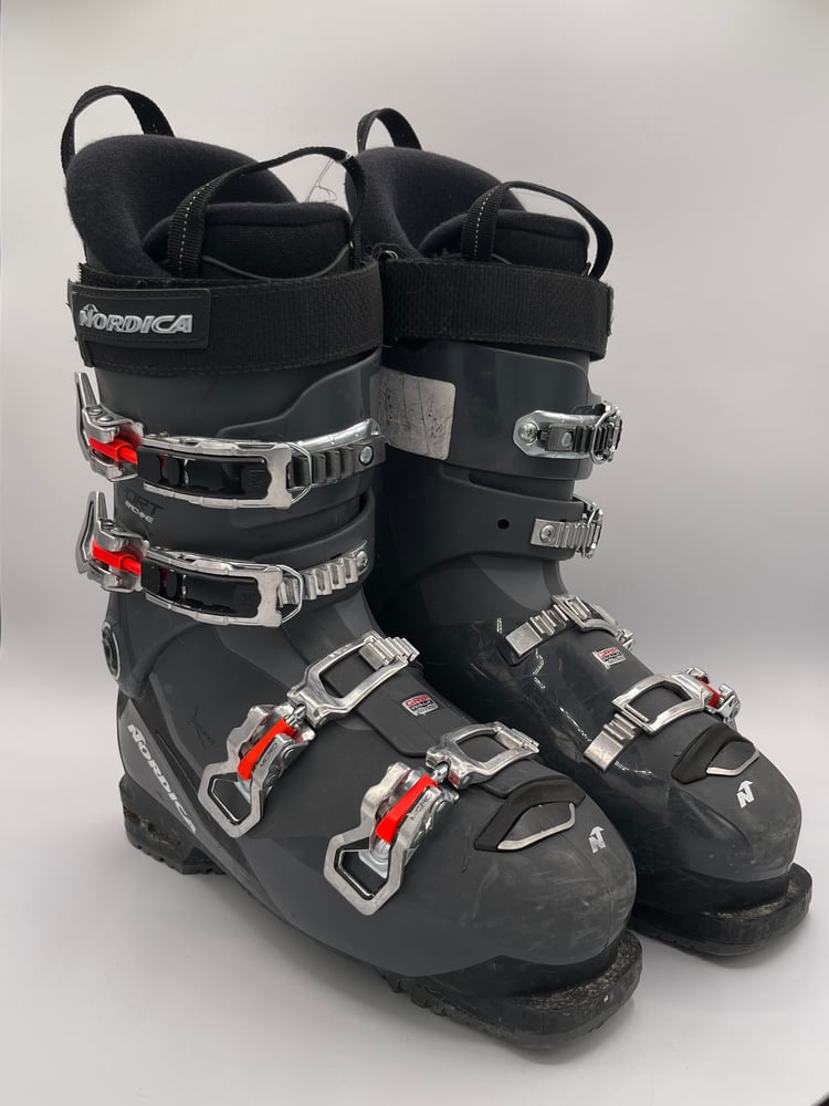 Nordica Sport Machine 90R GW Ski Boot - Used - Image 9
