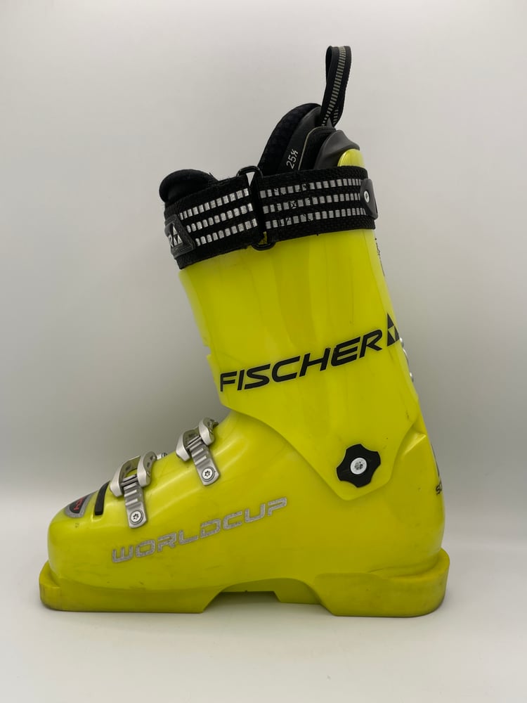 Fischer RC4 Ski Boots - USED