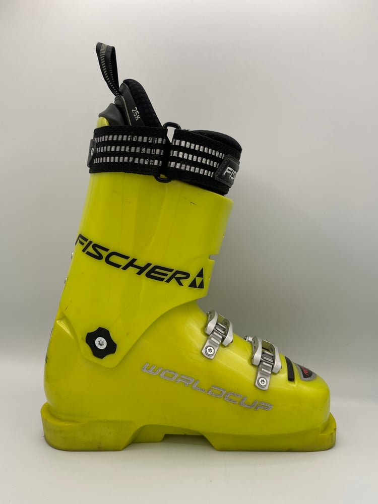 Fischer RC4 Ski Boots - USED