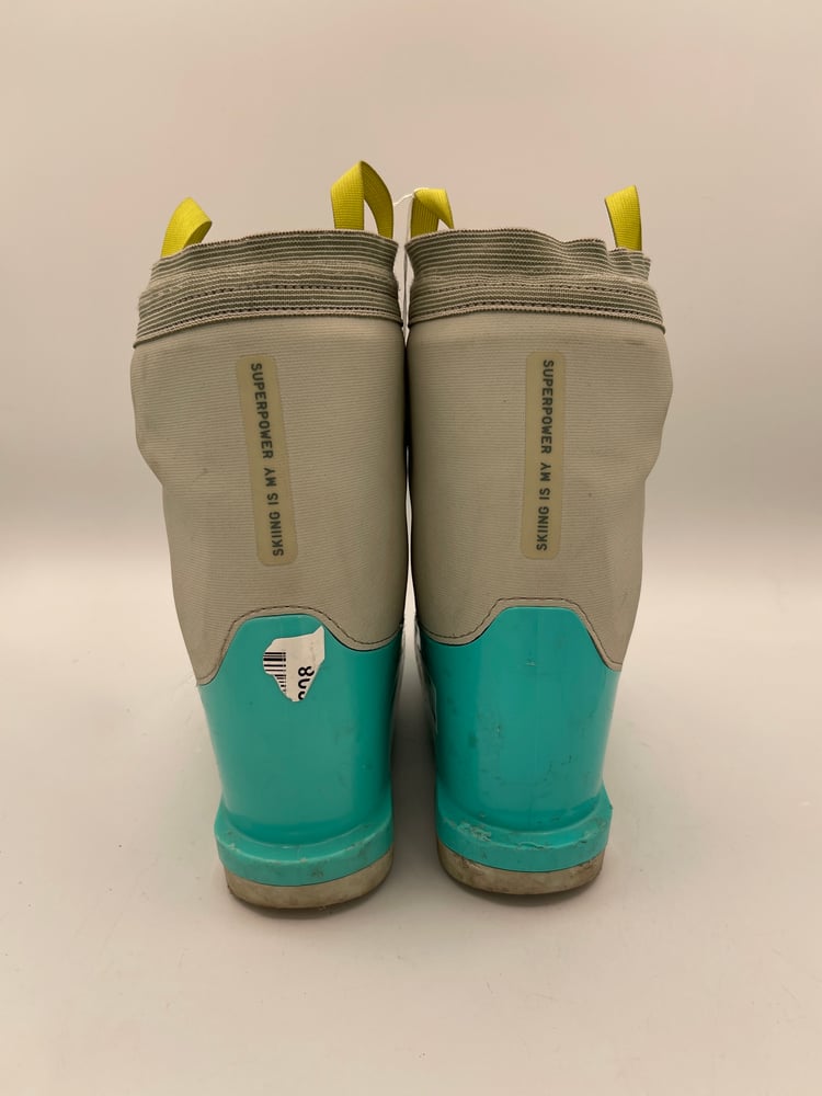 2024 Fischer Zipper GW Kid's Ski Boots - Used - Image 3