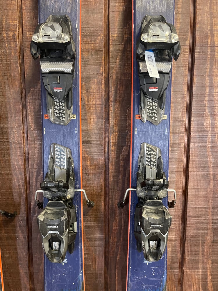 2024 K2 Mindbender 90C Skis w/ Bindings - Used
