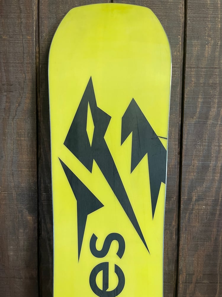 Jones Mountain Twin Snowboard - USED