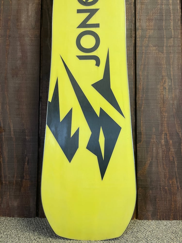 Jones Mountain Twin Snowboard - USED