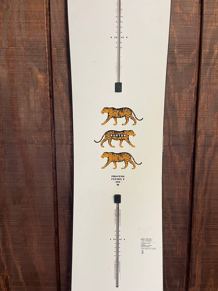 2025 Burton Process Flying V Snowboard - Used